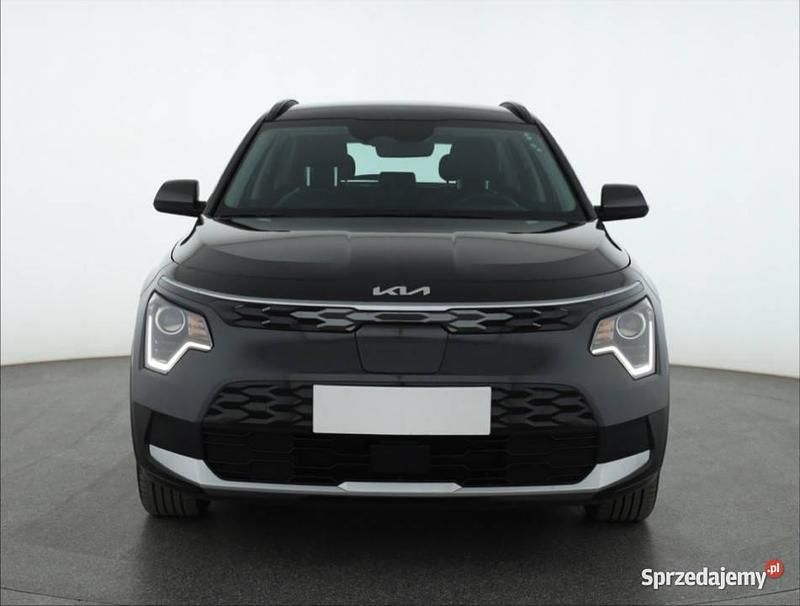 Szary Używany 2022 Kia e-Niro SUV | 94 999 zł - Obraz 1/4