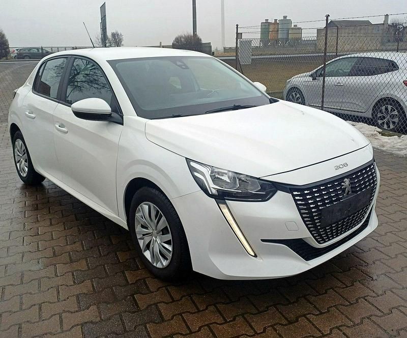 Używany Peugeot 208 75 KM (55 kW) 2021 Biały Hatchback