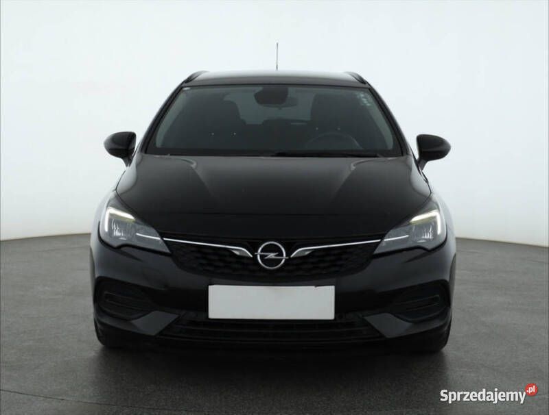 Czarny Używany 2020 Opel Astra Kombi | 35 999 zł (Uczciwa cena) - Obraz 1/4