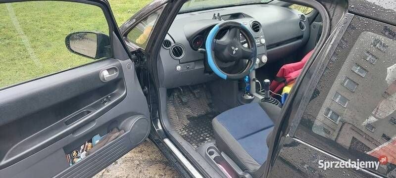 Używany Mitsubishi Colt 75 KM (55 kW) 2006