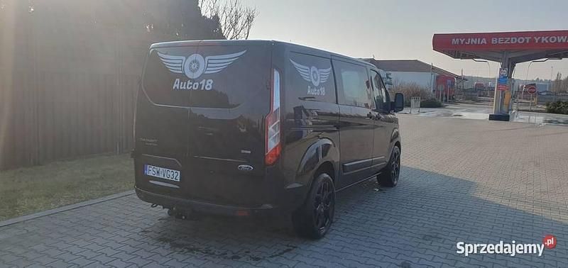 Używany Ford Transit Custom 131 KM (96 kW) 2018 Czarny Minivan