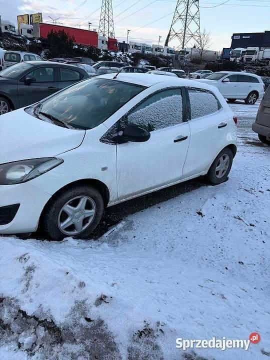 Używany Mazda 2 75 KM (55 kW) 2011 Hatchback