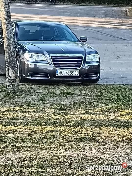 Używany 2014 Chrysler 300C | 52 000 zł - Obraz 1/4