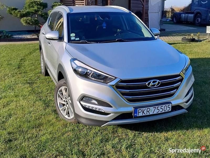 Używany Hyundai Tucson 2018 Srebrny SUV