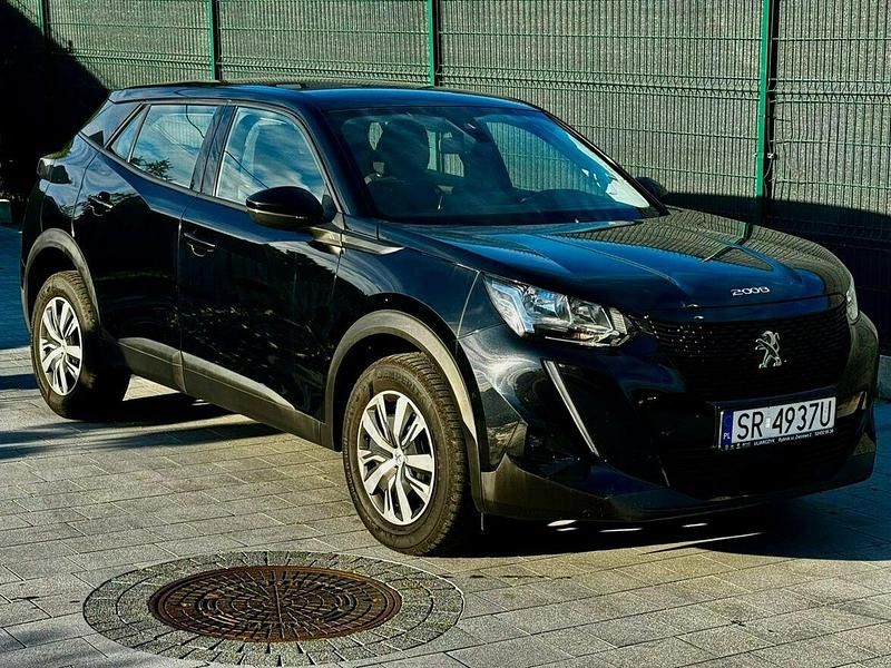 Używany Peugeot 2008 110 KM (80 kW) 2021 Czarny (metalik) SUV
