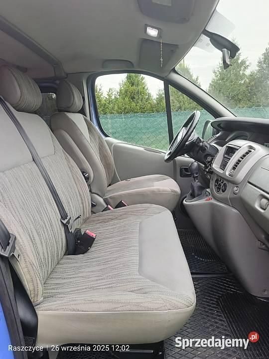 Używany 2006 Nissan Primastar Minivan | 23 500 zł - Obraz 1/3