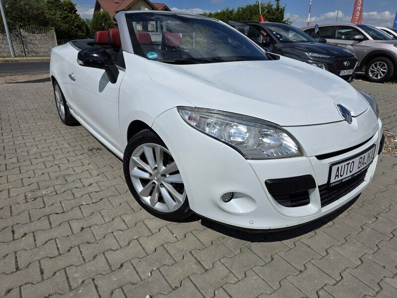 Biały Używany 2010 Renault Mégane Cabriolet Kabriolet | 22 900 zł - Obraz 1/4