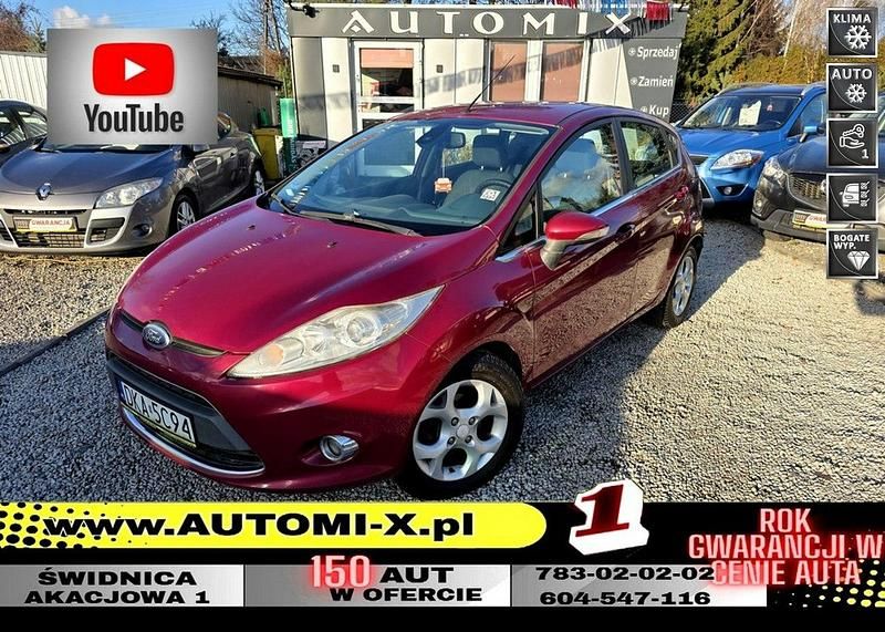 Bordowy Używany 2009 Ford Fiesta Hatchback | 13 900 zł (Dość drogi) - Obraz 1/4