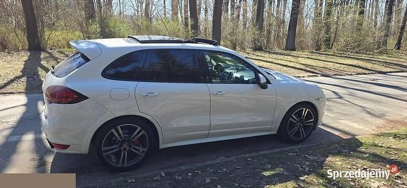 Używany 2012 Porsche Cayenne GTS SUV | 139 000 zł - Obraz 1/4