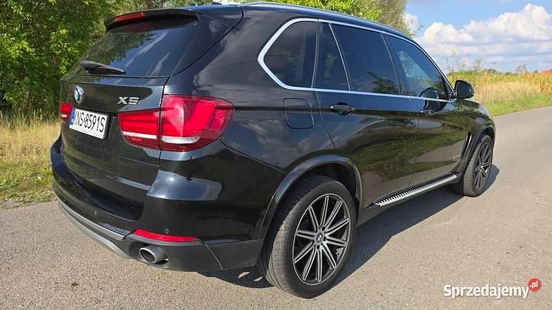 Czarny Używany 2013 BMW X5 SUV | 110 000 zł - Obraz 1/4