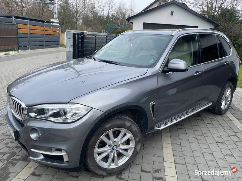 Szary Używany 2017 BMW X5 SUV | 146 900 zł (Uczciwa cena) - Obraz 1/4