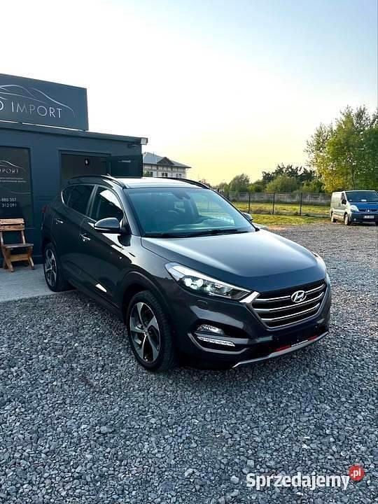 Szary Używany 2015 Hyundai Tucson SUV | 54 900 zł (Dobra cena) - Obraz 1/4