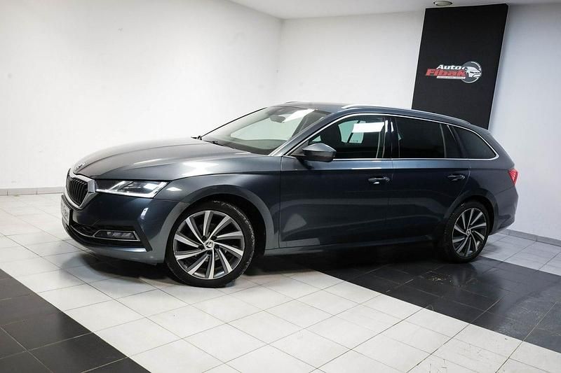 Używany Skoda Octavia Drive 150 KM (110 kW) 2020 Szary Sedan/Limuzyna