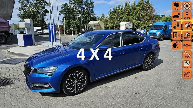 Niebieski (metalik, perła) Używany 2020 Skoda Superb Sedan/Limuzyna | 97 900 zł (Uczciwa cena) - Obraz 1/4