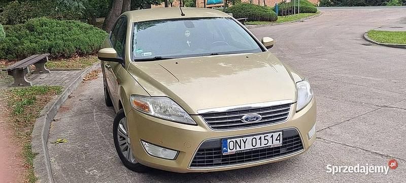 Złoty Używany 2008 Ford Mondeo Ghia Hatchback | 11 900 zł (Uczciwa cena) - Obraz 1/4