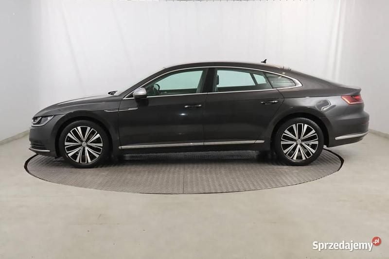 Używany VW Arteon 2018 Czarny Sedan/Limuzyna