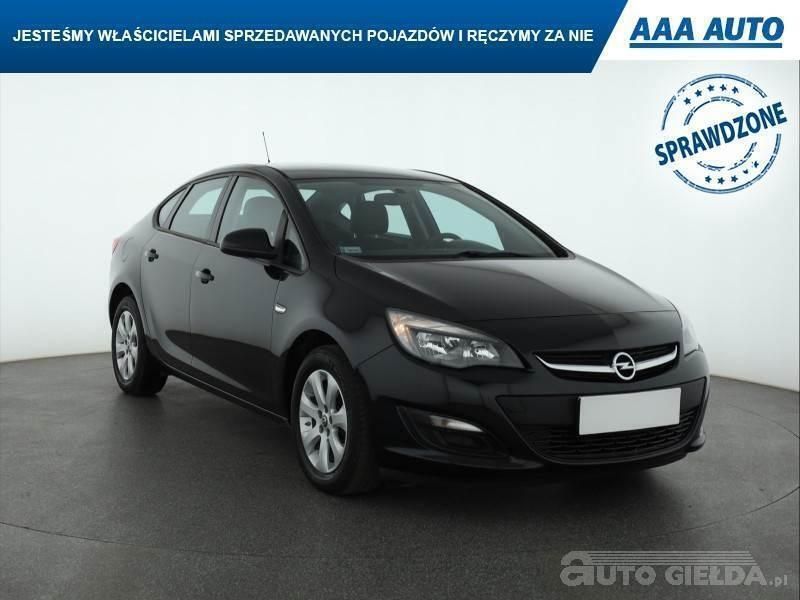 Czarny Używany 2015 Opel Astra | 29 999 zł (Uczciwa cena) - Obraz 1/4