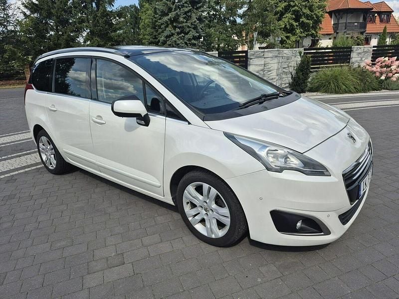 Używany Peugeot 5008 150 KM (110 kW) 2014 Biały Minivan