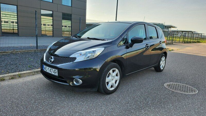 Czarny Używany 2016 Nissan Note Minivan | 29 900 zł (Uczciwa cena) - Obraz 1/4
