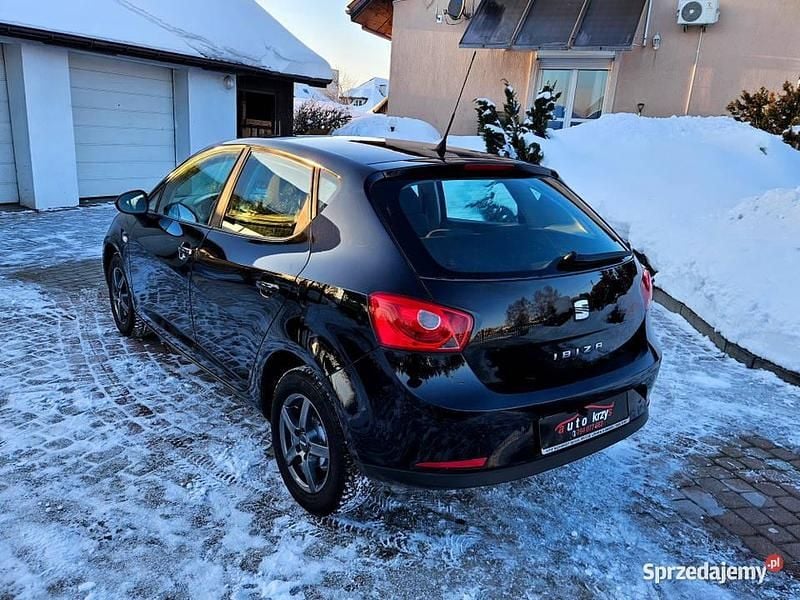 Używany Seat Ibiza 2011 Czarny Hatchback