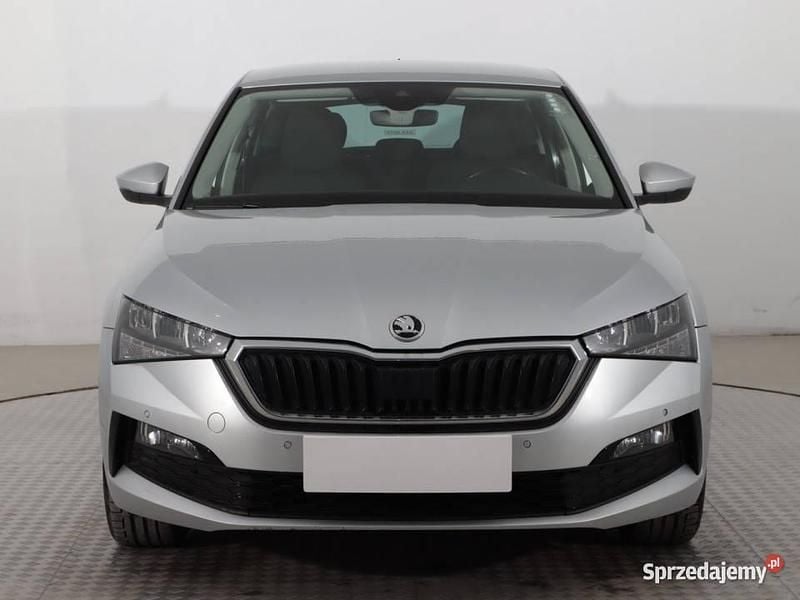 Srebrny Używany 2021 Skoda Scala Hatchback | 47 999 zł (Uczciwa cena) - Obraz 1/4