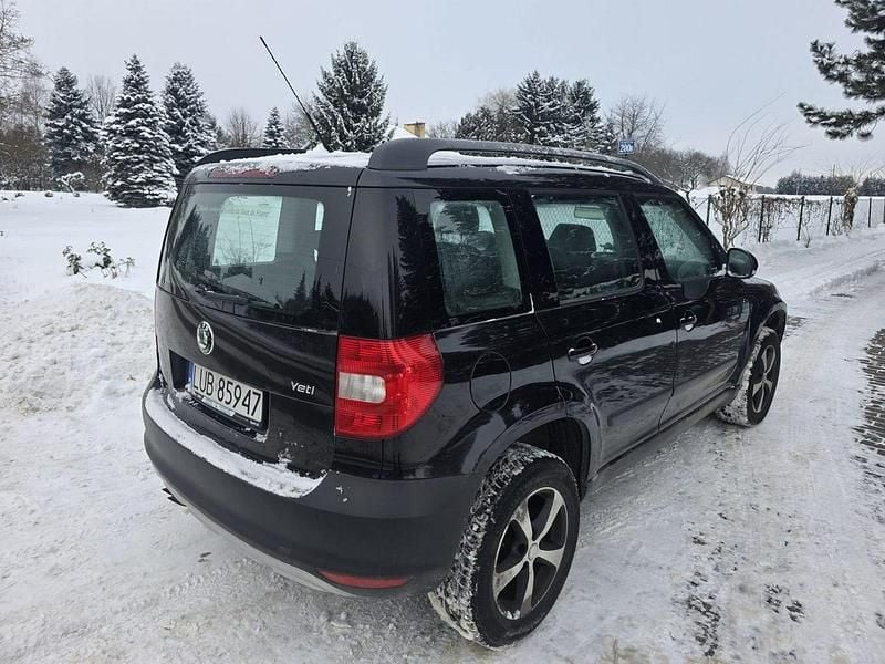 Używany Skoda Yeti 105 KM (77 kW) 2011 Czarny SUV