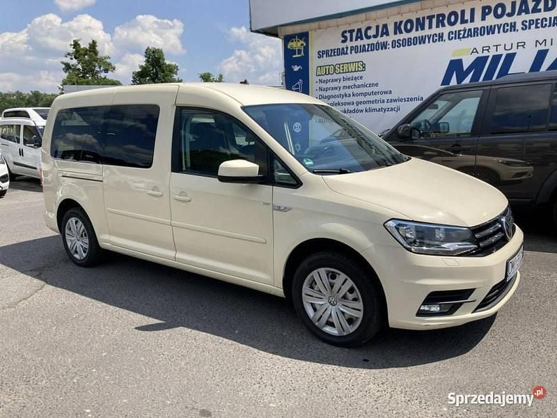 Kremowy Używany 2017 VW Caddy Minivan | 66 000 zł (Uczciwa cena) - Obraz 1/4