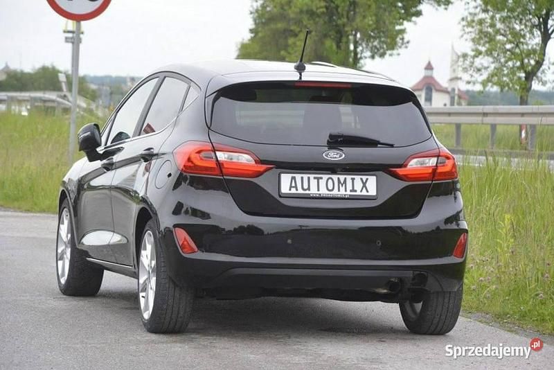 Używany Ford Fiesta 101 KM (74 kW) 2018 Czarny Hatchback
