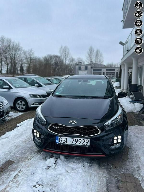 Używany Kia Ceed Turbo 2014 Czarny Hatchback