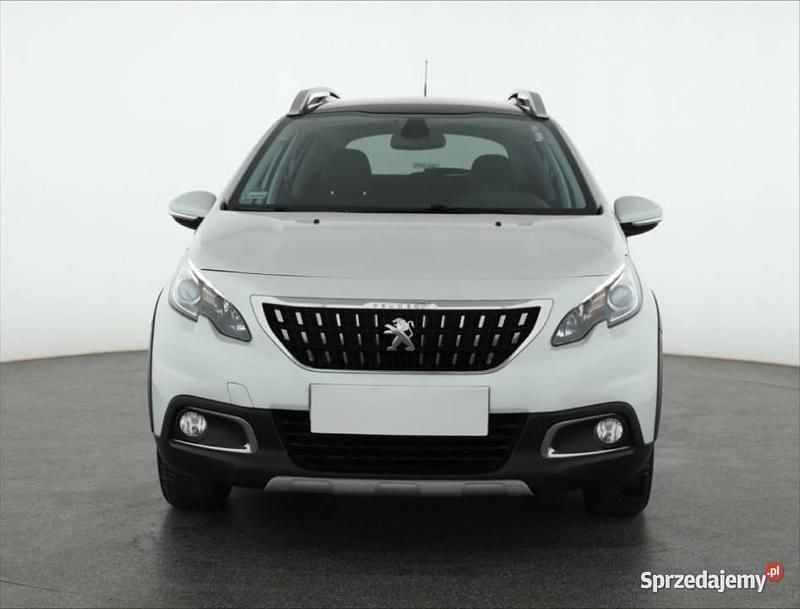 Biały Używany 2018 Peugeot 2008 SUV | 43 999 zł (Uczciwa cena) - Obraz 1/4
