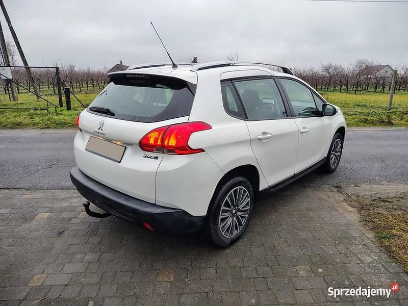 Używany Peugeot 2008 120 KM (88 kW) 2014 Biały SUV