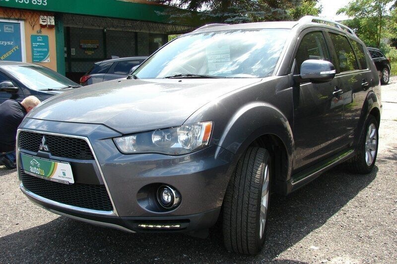 Szary Używany 2010 Mitsubishi Outlander SUV | 29 900 zł (Uczciwa cena) - Obraz 1/4