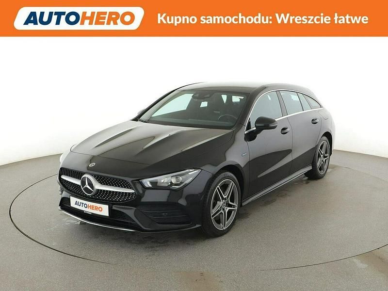 Używany Mercedes CLA250 2020 Czarny Sedan/Limuzyna