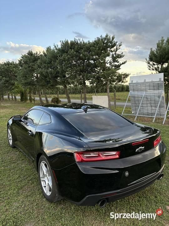 Czarny Używany 2018 Chevrolet Camaro Coupe | 68 000 zł (Dobra cena) - Obraz 1/4