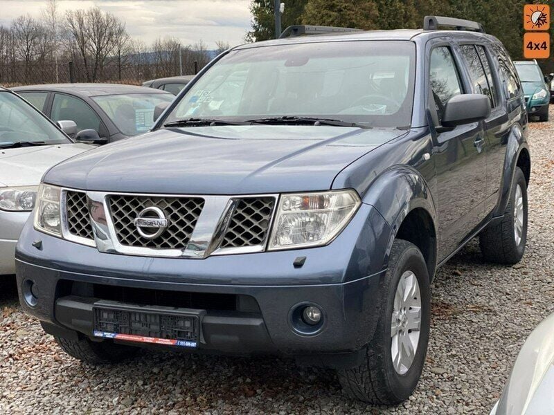 Używany Nissan Pathfinder 174 KM (127 kW) 2005 Szary SUV