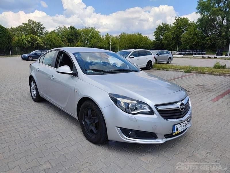 Srebrny Używany 2016 Opel Insignia Sedan/Limuzyna | 24 477 zł (Super Cena) - Obraz 1/4