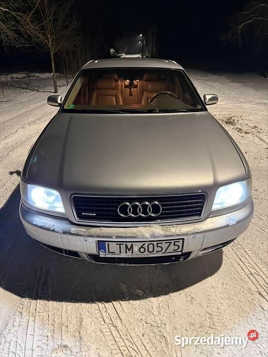 Używany 2001 Audi A8 Sedan/Limuzyna | 9000 zł - Obraz 1/4