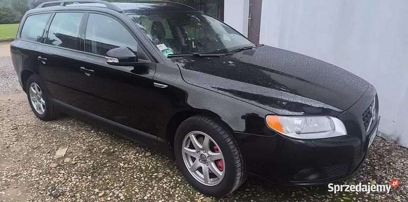 Czarny Używany 2009 Volvo V70 Kombi | 21 500 zł (Uczciwa cena) - Obraz 1/4