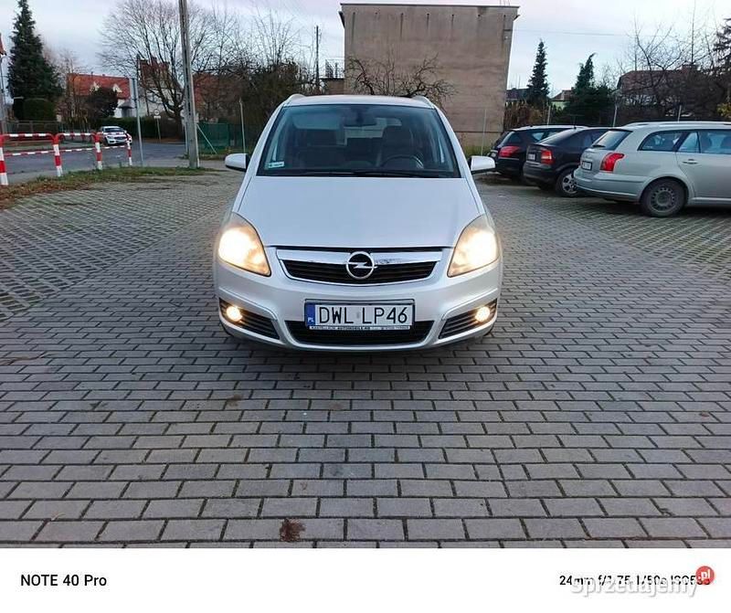 Używany 2007 Opel Zafira | 4999 zł (Super Cena) - Obraz 1/4
