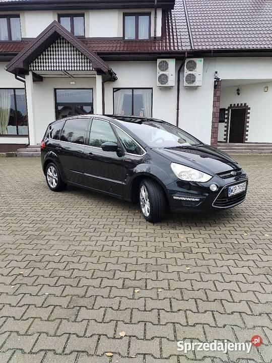 Czarny Używany 2011 Ford S-MAX Titanium Minivan | 27 900 zł (Uczciwa cena) - Obraz 1/4