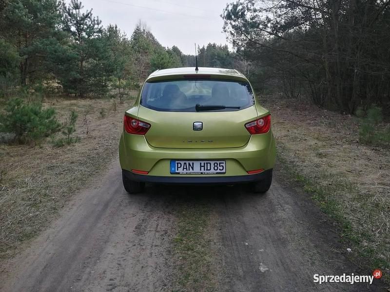 Używany Seat Ibiza 2009 Zielony Hatchback