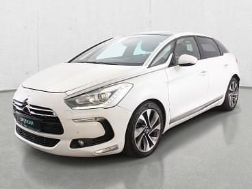 Biały Używany 2016 DS Automobiles DS5 Sport Chic Hatchback | 37 900 zł - Obraz 1/4
