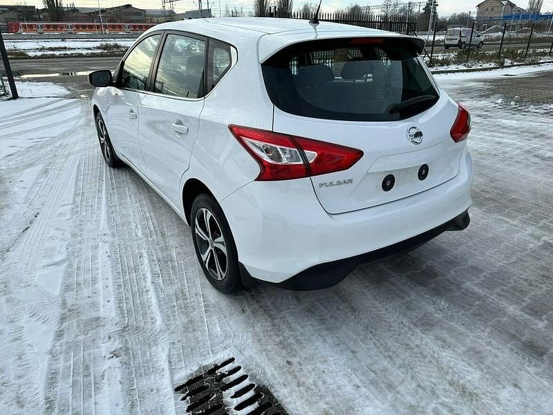 Używany Nissan Pulsar 117 KM (86 kW) 2015 Biały Hatchback