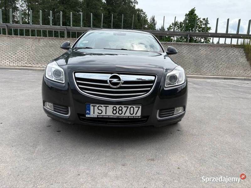 Używany Opel Insignia 2010 Czarny Hatchback