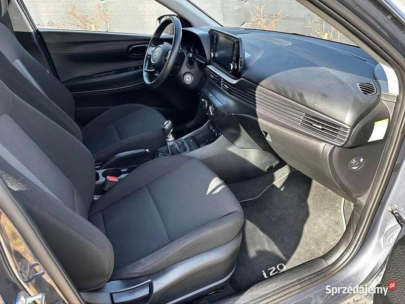 Używany Hyundai i20 2024 Grafitowy Hatchback
