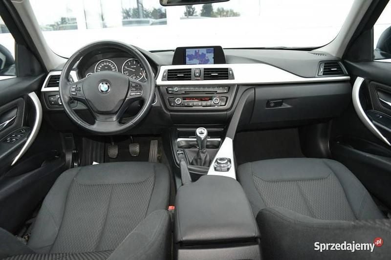 Czarny (metalik) Używany 2012 BMW 316 Sedan/Limuzyna | 32 900 zł - Obraz 1/4