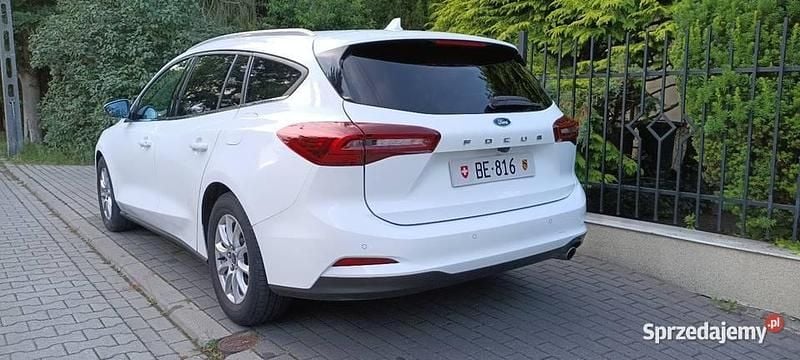 Używany Ford Focus Titanium 2022 Biały Kombi