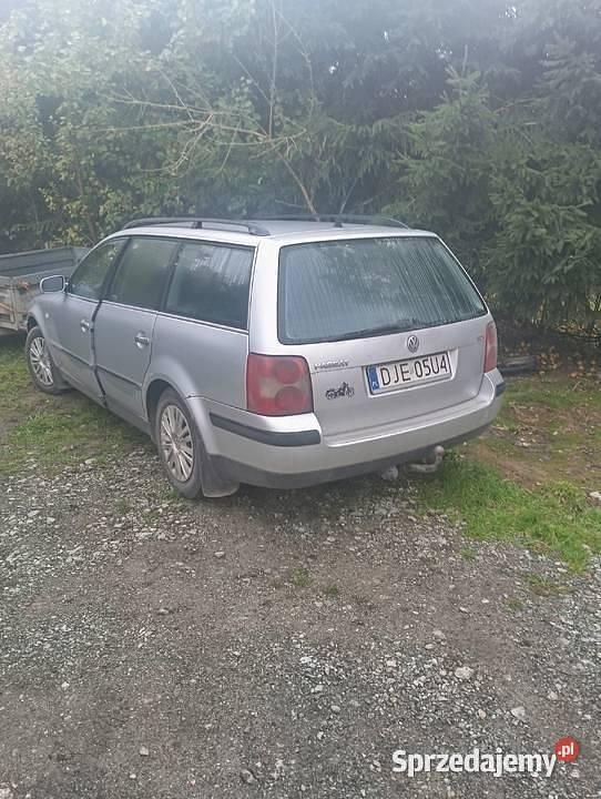 Srebrny Używany 2002 VW Passat Kombi | 2850 zł (Dobra cena) - Obraz 1/2