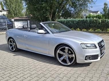Srebrny Używany 2009 Audi A5 S-Line Coupe | 53 900 zł - Obraz 1/4