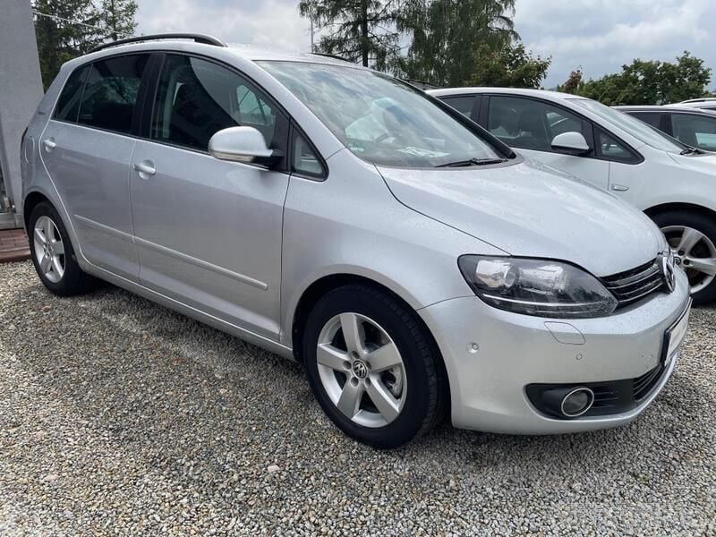 Srebrny metalik Używany 2010 VW Golf Plus Cross Minivan | 23 900 zł - Obraz 1/4